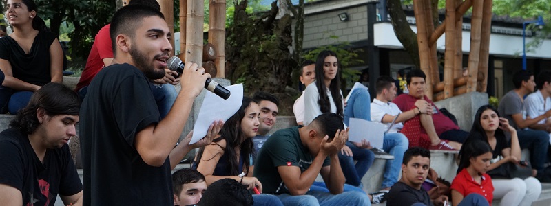 Desde el pasado 24 de octubre y hasta el próximo 2 de noviembre, la Universidad de Ibagué de fiesta, gracias al programa de Comunicación Social y Periodismo, con la celebración de la 13a. Semana de la Comunicación.